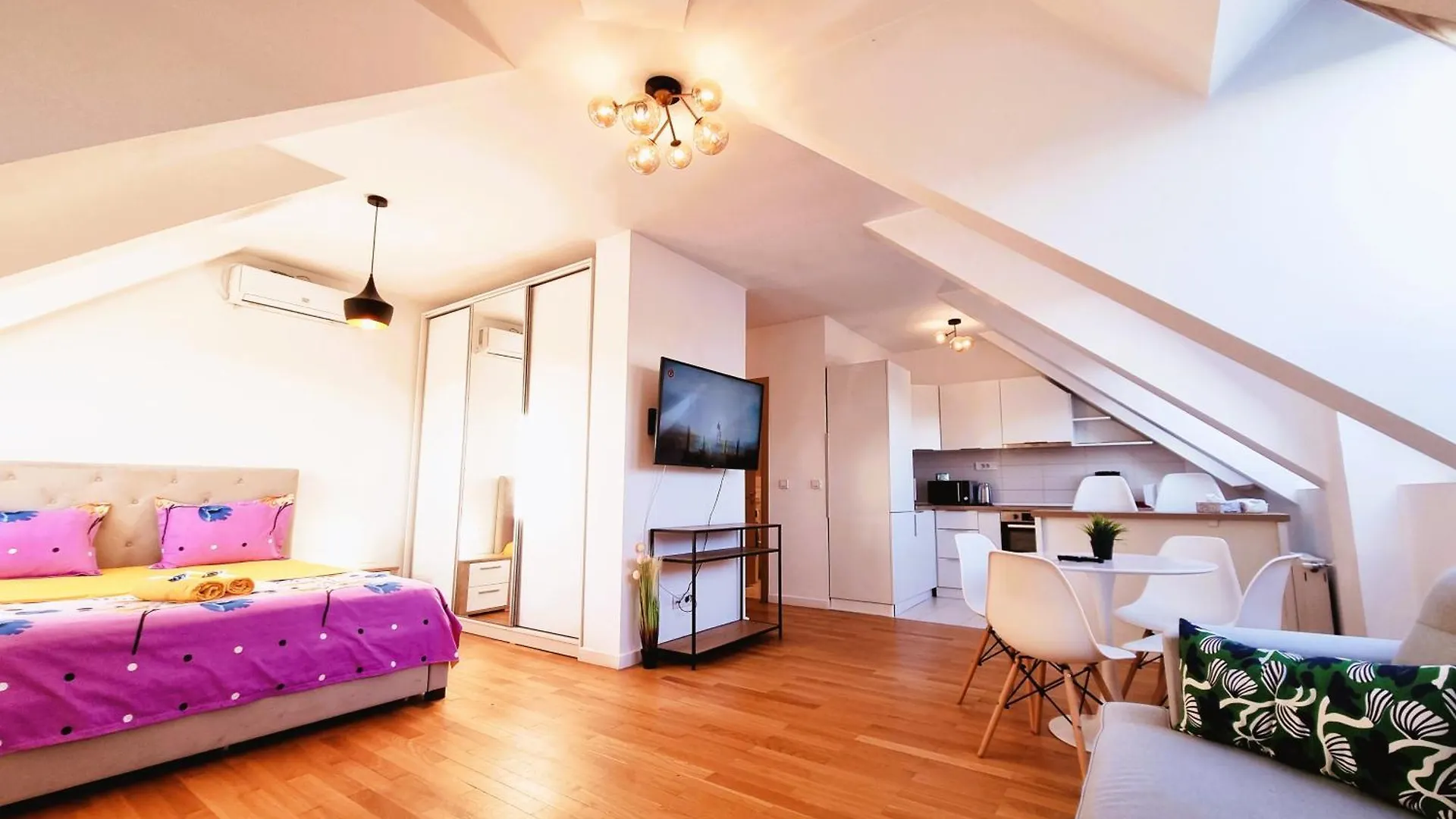 Bucharest Central E Apartment